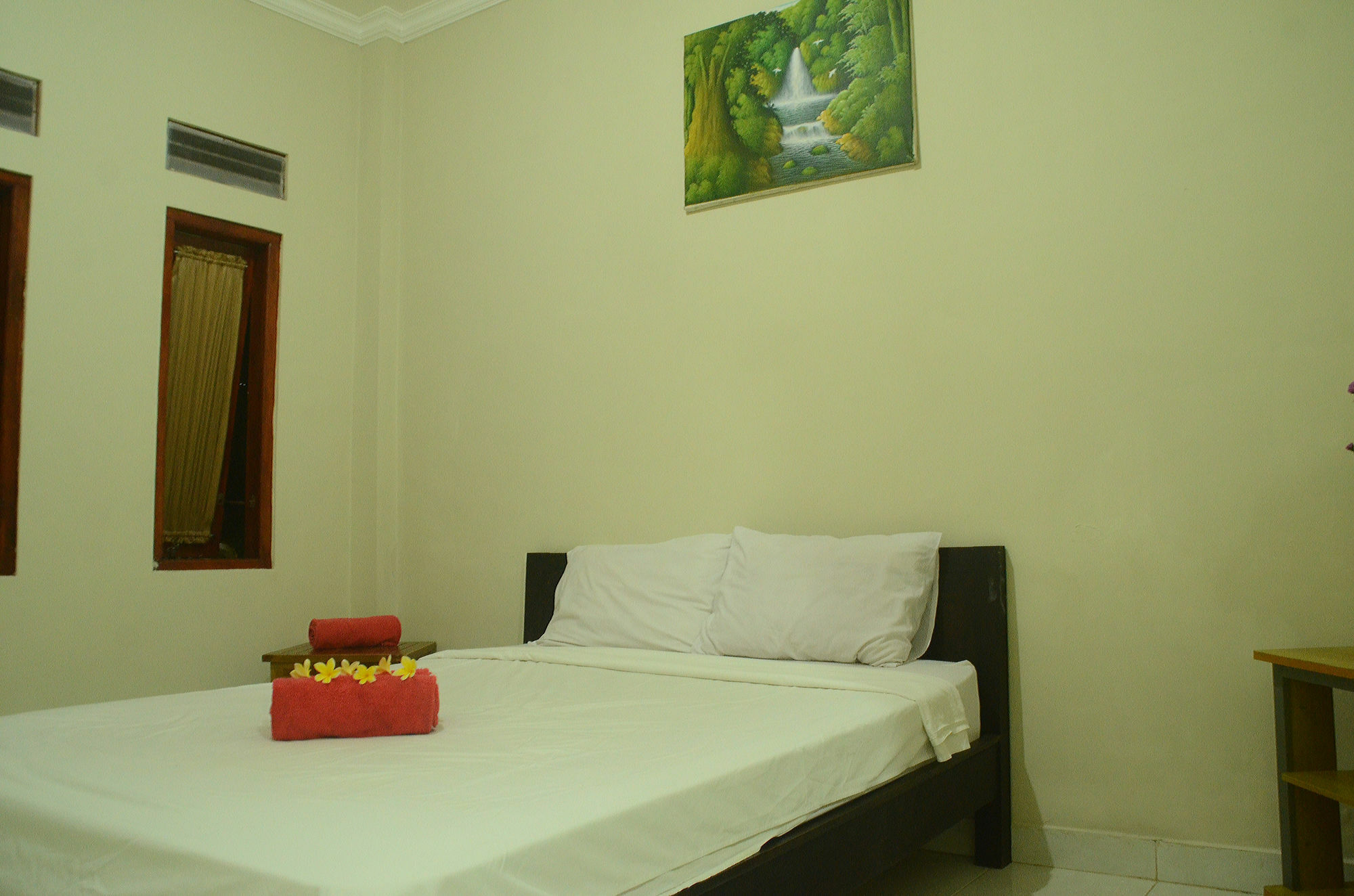 Budget Door Legian Inn Kuta  Exterior photo
